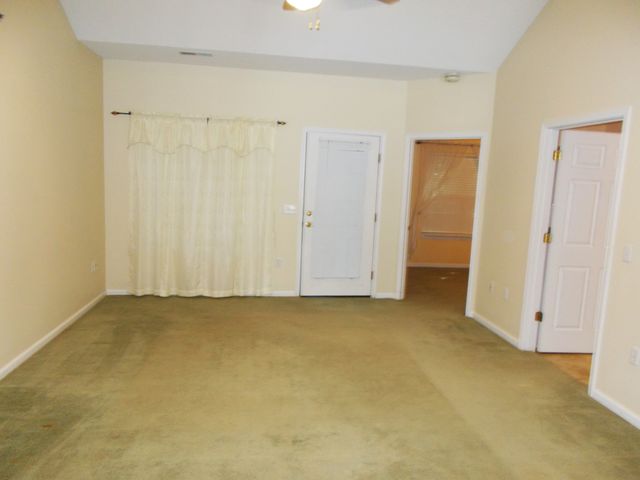 501 Caraway Ct, Dickson, TN 37055