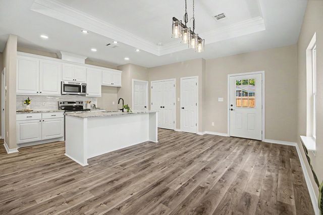 509 Milam Street, Hearne, TX 77859