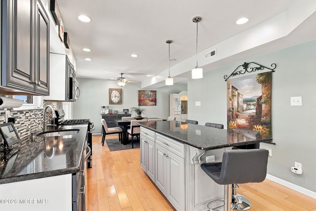 46 Hedgewood Road, Howell, NJ 07731