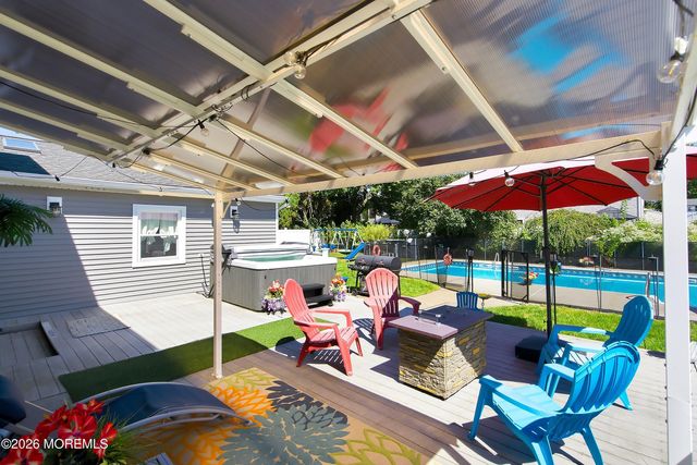 46 Hedgewood Road, Howell, NJ 07731