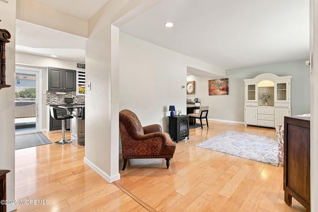 46 Hedgewood Road, Howell, NJ 07731