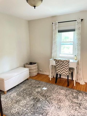 307 Sepasco Lake, Rhinebeck, NY 12572