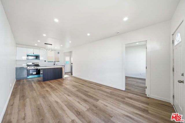 3020 W 12th Street 3028, Los Angeles, CA 90006