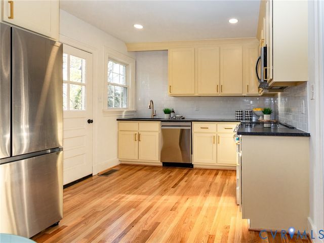 2323 Farrand Dr, Henrico, VA 23231