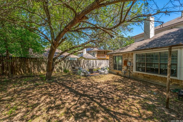 9219 BROXTON DR, San Antonio, TX 78240