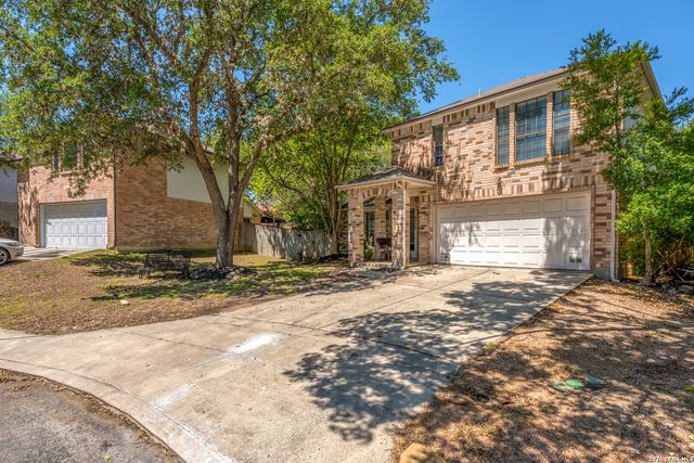 9219 BROXTON DR, San Antonio, TX 78240