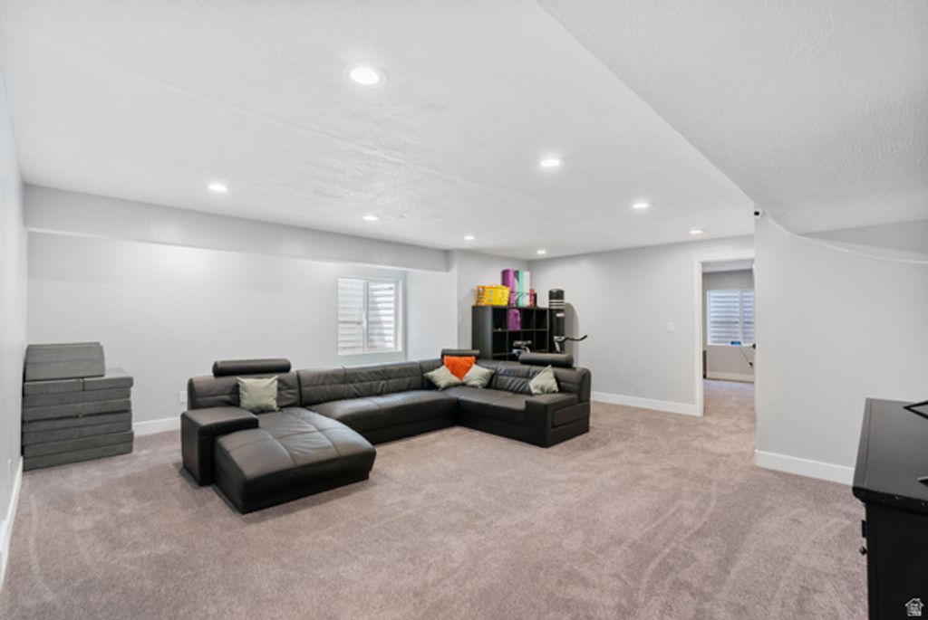 Image 23 of property listing at 14662 S BIRKEN ST, Herriman, UT 84096