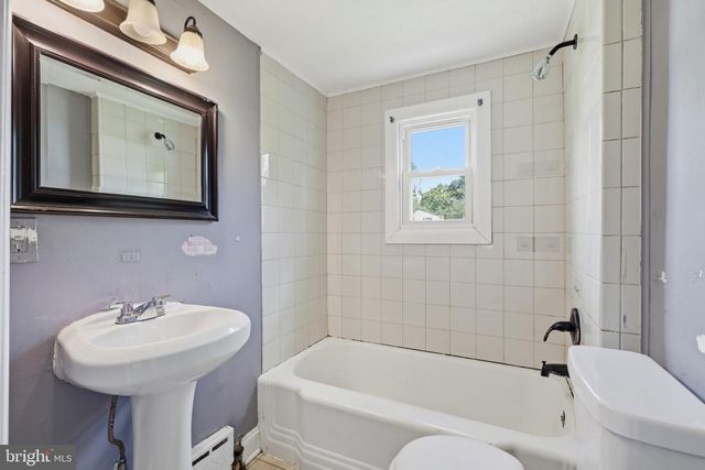 48 POLAND ST, Trenton, NJ 08638
