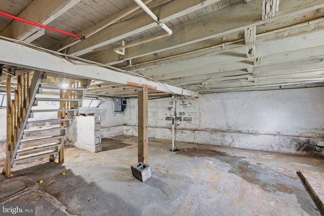 48 POLAND ST, Trenton, NJ 08638