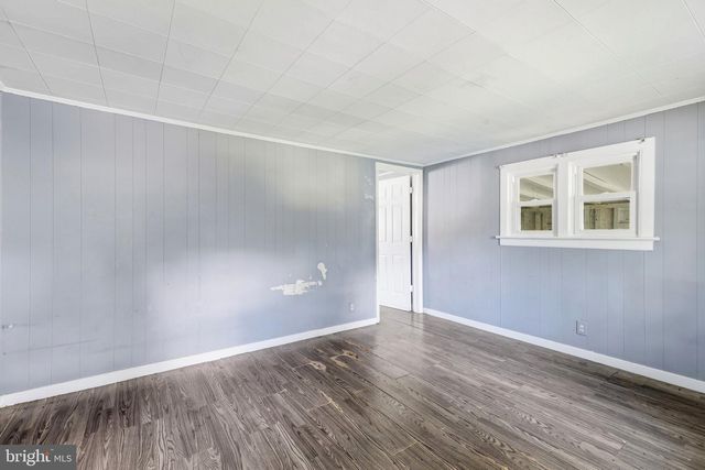 48 POLAND ST, Trenton, NJ 08638