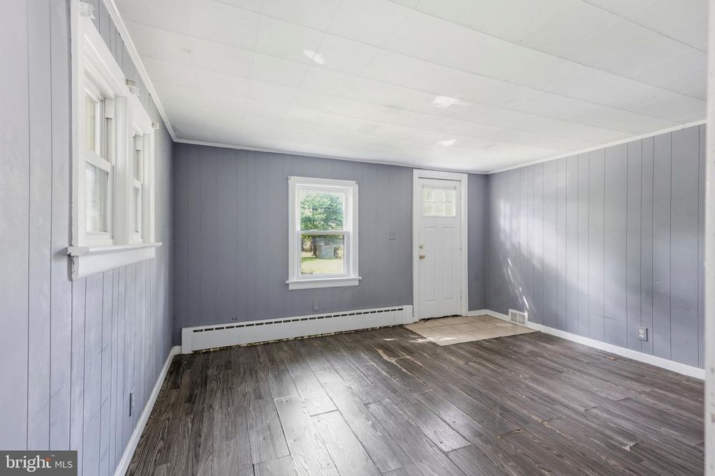 48 POLAND ST, Trenton, NJ 08638 — photo 4