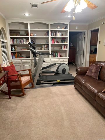 5 Par Lane, Pine Bluff, AR 71603