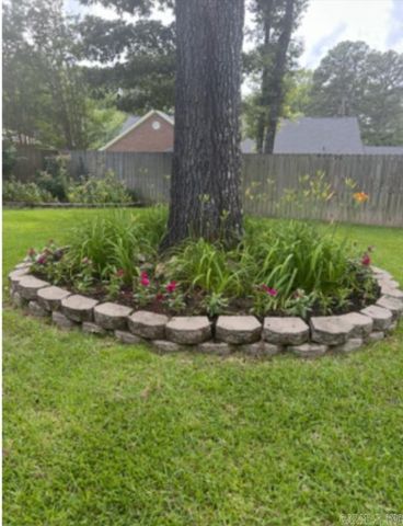 5 Par Lane, Pine Bluff, AR 71603