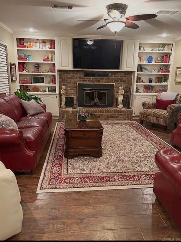 5 Par Lane, Pine Bluff, AR 71603