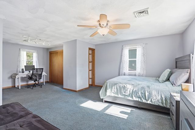 45 First St, Chelmsford, MA 01824