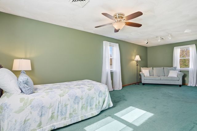 45 First St, Chelmsford, MA 01824