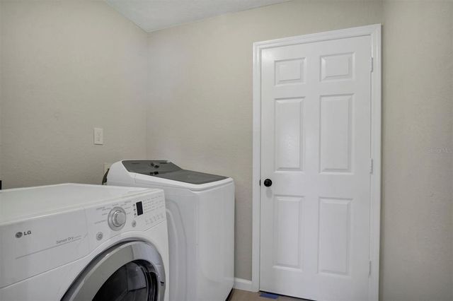 2925 DELROSE DRIVE N, Lakeland, FL 33805