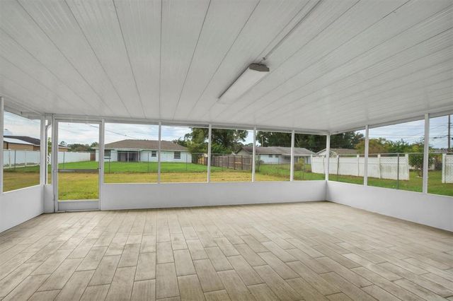 2925 DELROSE DRIVE N, Lakeland, FL 33805