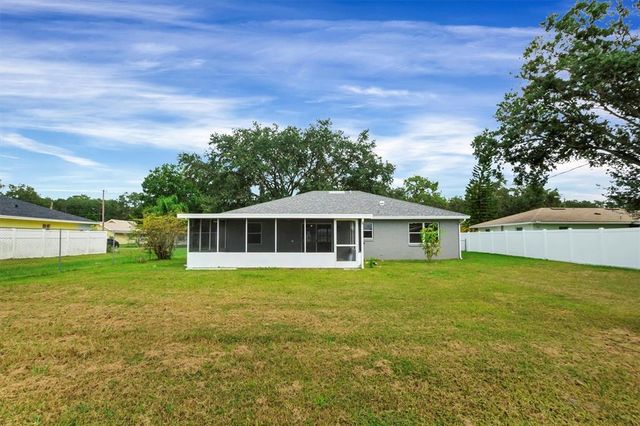 2925 DELROSE DRIVE N, Lakeland, FL 33805