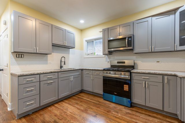 7518 S Union Avenue, Chicago, IL 60620