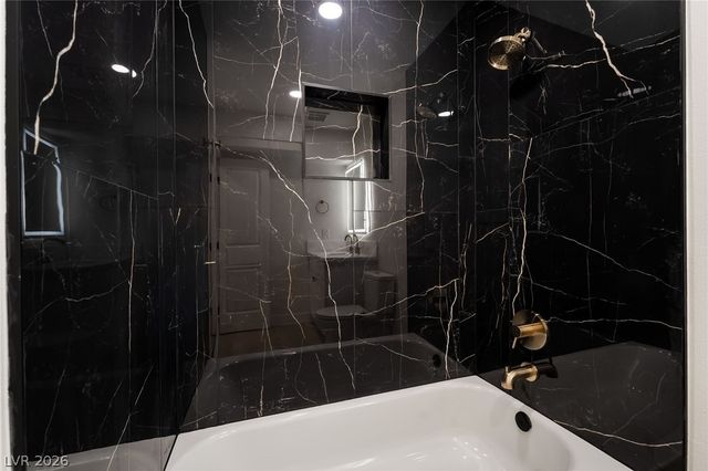 3516 East Twain Avenue, Las Vegas, NV 89121