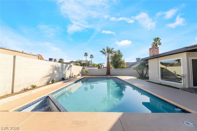 3516 East Twain Avenue, Las Vegas, NV 89121