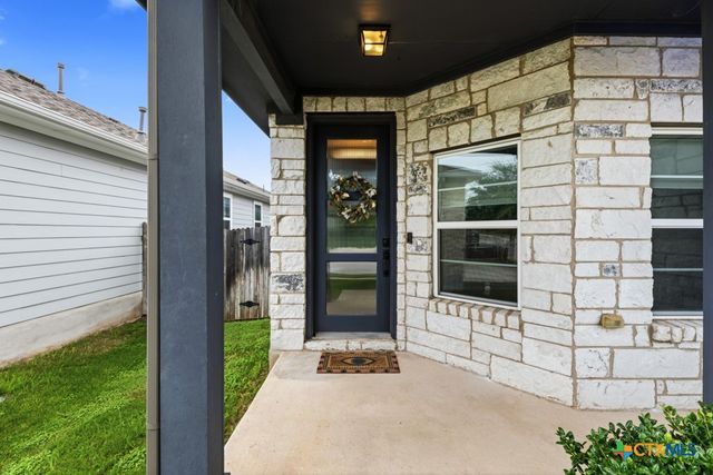 129 Lacey Oak Loop, San Marcos, TX 78666