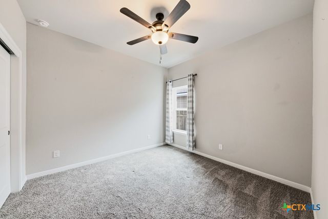 129 Lacey Oak Loop, San Marcos, TX 78666