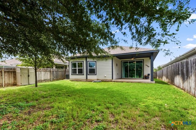 129 Lacey Oak Loop, San Marcos, TX 78666