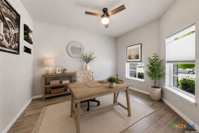129 Lacey Oak Loop, San Marcos, TX 78666
