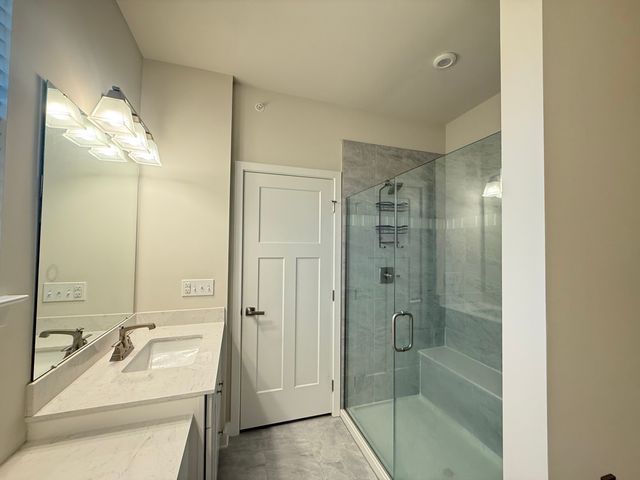 772 Weller Drive, Des Plaines, IL 60016