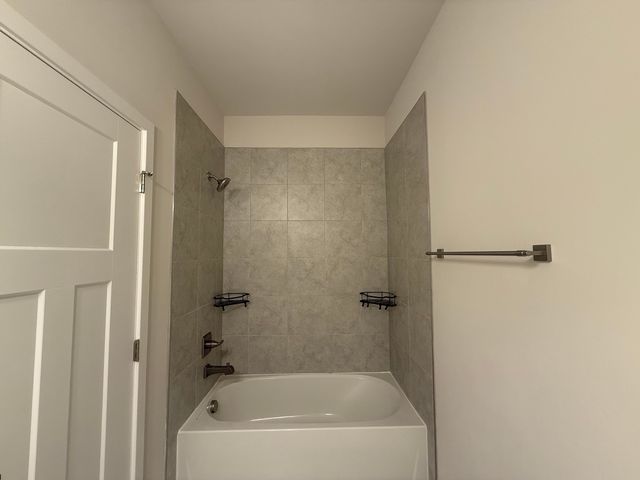772 Weller Drive, Des Plaines, IL 60016