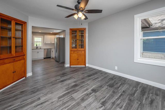 7920 W Puetz ROAD, Franklin, WI 53132