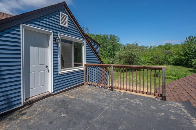 7920 W Puetz ROAD, Franklin, WI 53132