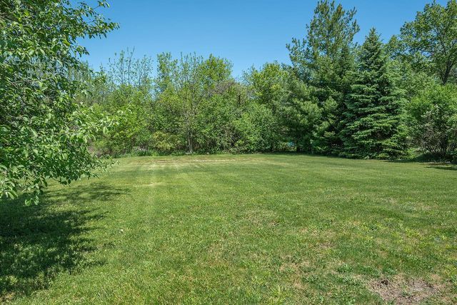 7920 W Puetz ROAD, Franklin, WI 53132