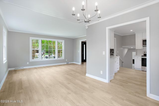 335 Sabra Drive, Wilmington, NC 28405