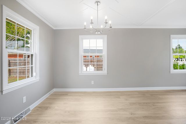 335 Sabra Drive, Wilmington, NC 28405