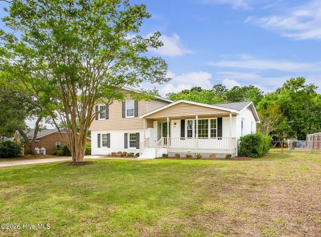 335 Sabra Drive, Wilmington, NC 28405