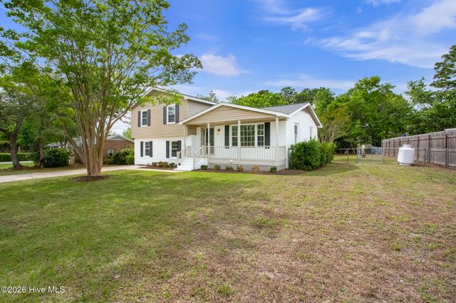 335 Sabra Drive, Wilmington, NC 28405