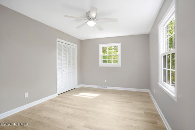 335 Sabra Drive, Wilmington, NC 28405