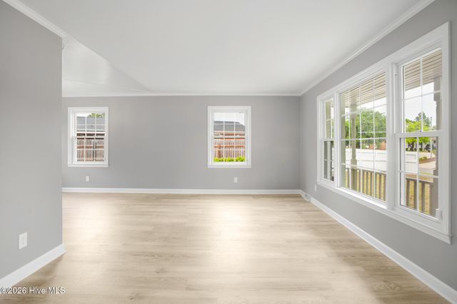335 Sabra Drive, Wilmington, NC 28405