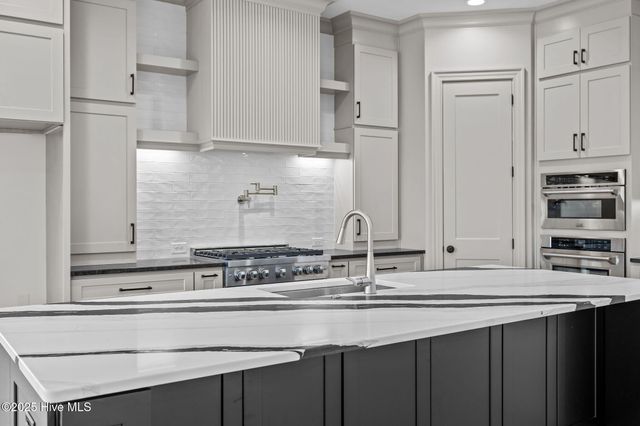 800 Rupert Drive, Greenville, NC 27858