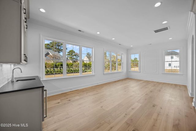 800 Rupert Drive, Greenville, NC 27858