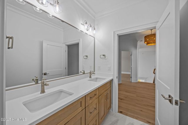 800 Rupert Drive, Greenville, NC 27858