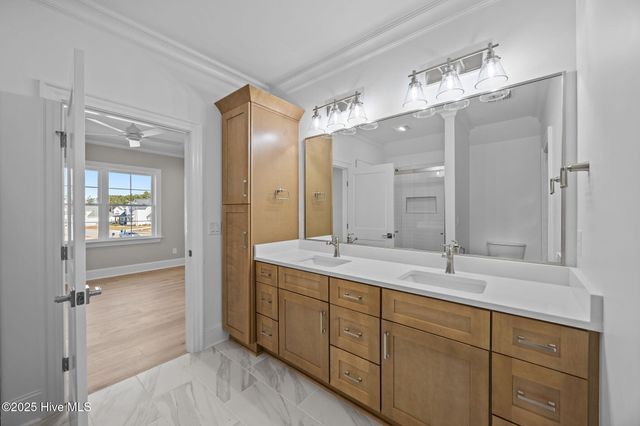 800 Rupert Drive, Greenville, NC 27858