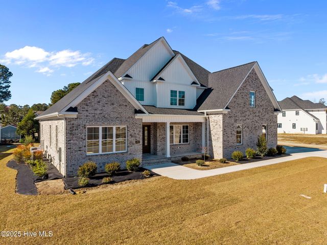 800 Rupert Drive, Greenville, NC 27858