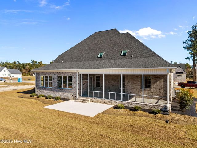 800 Rupert Drive, Greenville, NC 27858