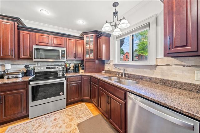 196 Leroy Street, Binghamton, NY 13905