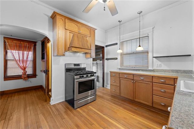 101 Jackson Avenue, Kansas City, MO 64123