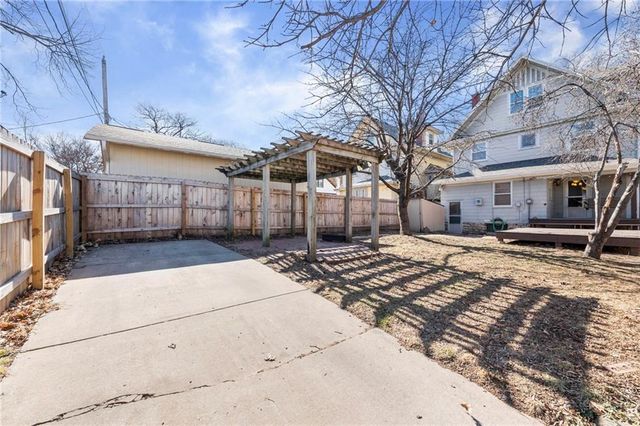 101 Jackson Avenue, Kansas City, MO 64123